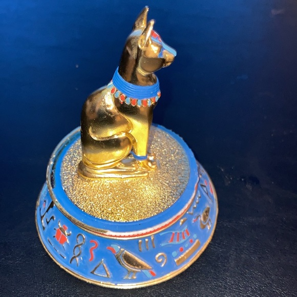 Egyptian Collectible Glass Dome - Picture 3 of 6